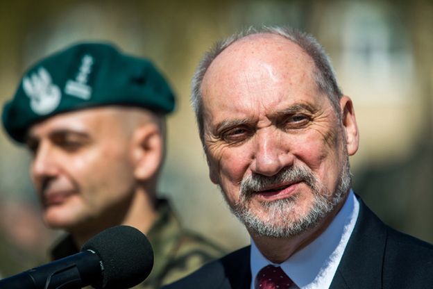 Antoni Macierewicz: przed szczytem NATO będziemy poddawani różnym prowokacjom