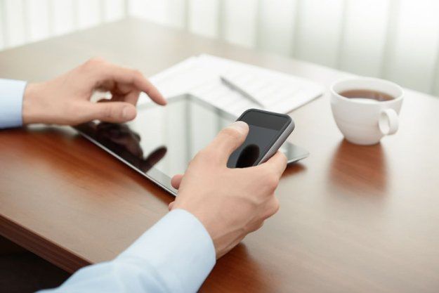 Jak skutecznie wyczyścić swój smartfon?