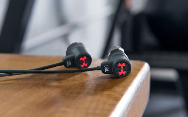 Odświeżone słuchawki JBL Under Armour Wireless 1.5