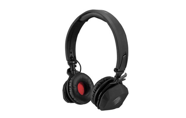 Mad Catz - bezprzewodowy headset F.R.E.Q. M