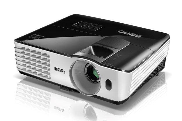 BenQ - pierwsze na świecie projektory z NFC