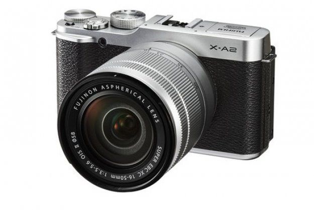 Fujifilm X-A2 - aparat do robienia "selfiaków"