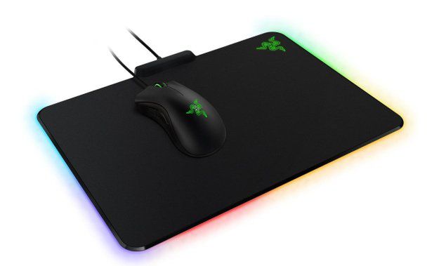 Razer Firefly – podkładka z personalizowanym podświetleniem