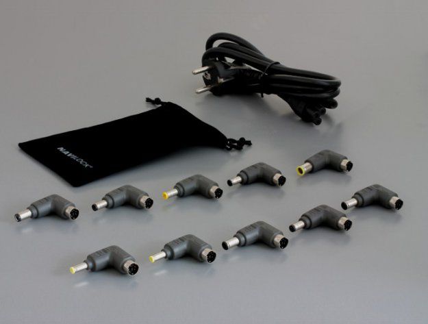 Navilock - uniwersalna ładowarka z wyświetlaczem LCD