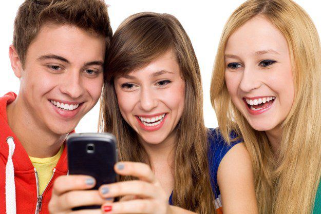 Zniesienie opłat roamingowych do końca 2015 roku