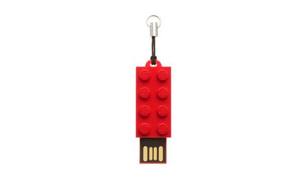 Pendrive PNY dla fanów Lego