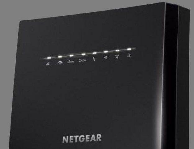 ​Nighthawk R8000P X6S - mocniejsze Wi-Fi