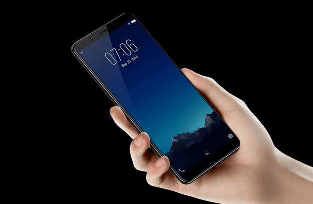 Smartfon z przednim aparatem 24 Mpix