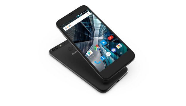 ARCHOS 50 i 55 Graphite – podwójny obiektyw i czytnik linii papilarnych