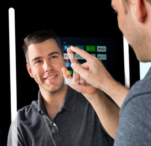 Inteligentne lustra podbijają świat