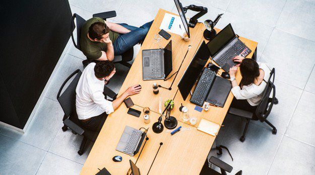 Microsoft przejmuje firmę Mover