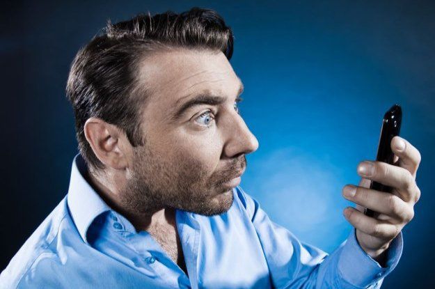 Orange ostrzega przed numerami z kierunkowym "53"