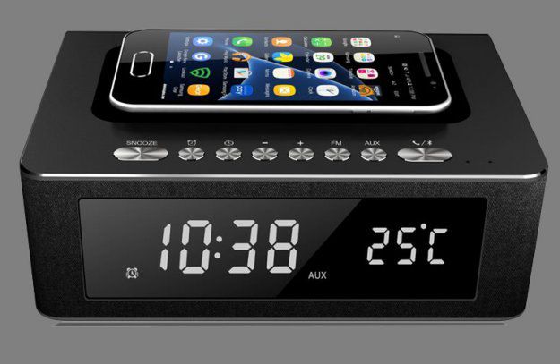 Platinet PMGQ10B - radiobudzik z ładowarką bezprzewodową