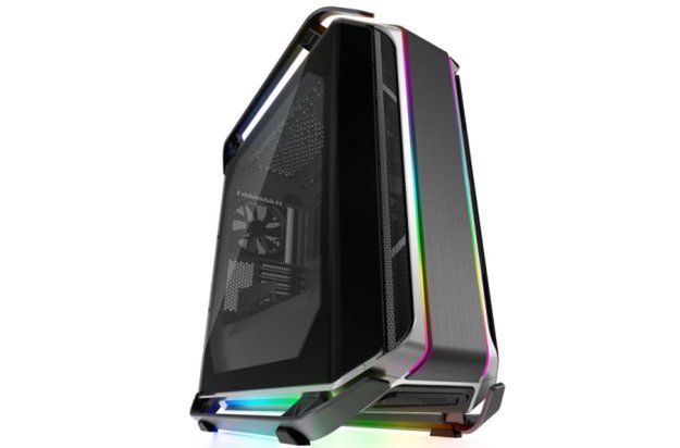 COSMOS C700M – flagowa obudowa Cooler Master