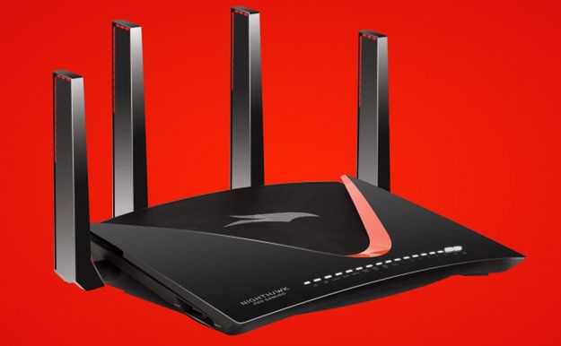 Nighthawk Pro Gaming XR700 - polska premiera
