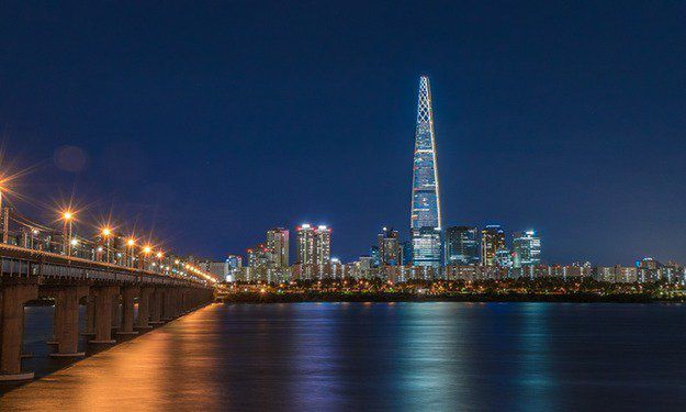 Samsung i Apple walczą o (byłych) użytkowników smartfonów LG