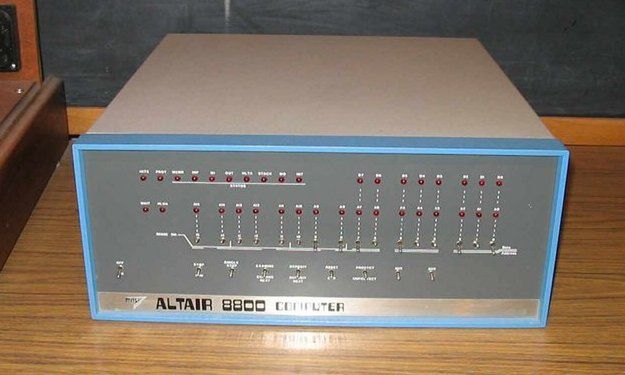 Wspominamy jednego z autorów języka BASIC