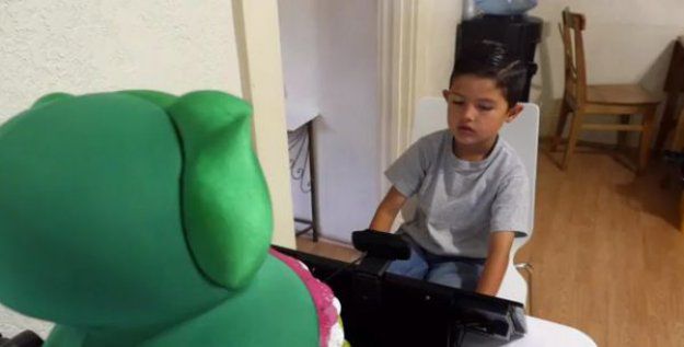 Roboty wspomogą rozwój dzieci z autyzmem