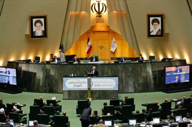 Irańska Rada Strażników zatwierdziła umowę nuklearną z mocarstwami