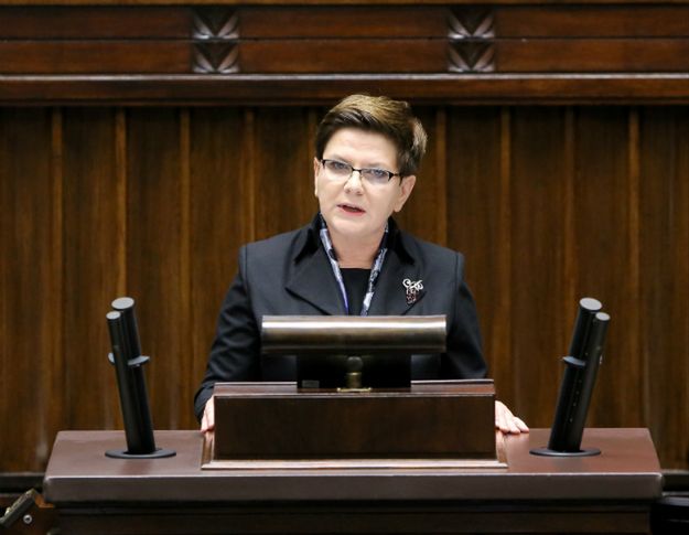 Szydło: w piątek opowiem internautom o planach na pierwsze 100 dni rządu