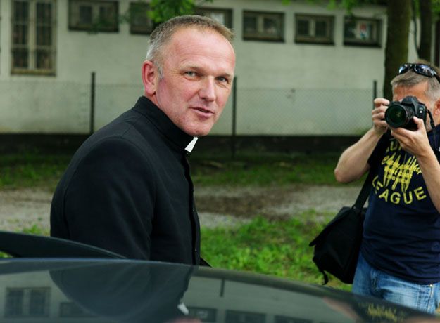 Ksiądz Wojciech Lemański rezygnuje z procesu