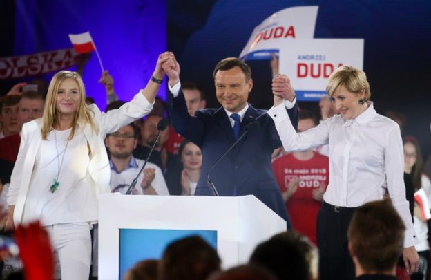 Najnowszy sondaż prezydencki: Duda przed Komorowskim