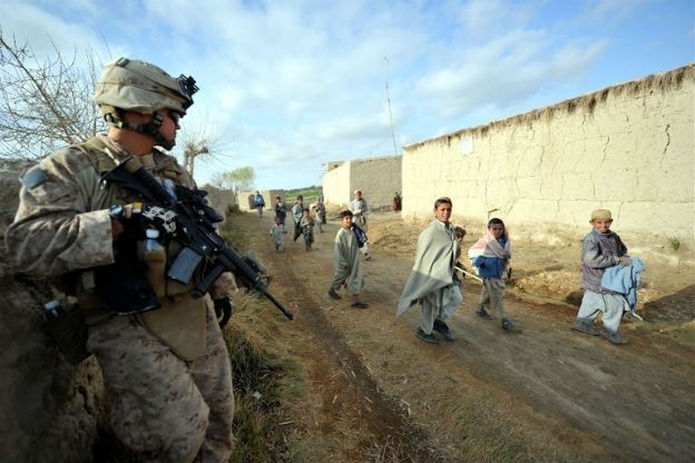 Afgańscy wojskowi molestowali małych chłopców. Żołnierzom USA dowódcy kazali odwracać wzrok