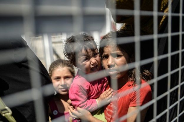 Komisja Europejska chce umożliwić "wykupienie się" z obowiązku relokacji uchodźców