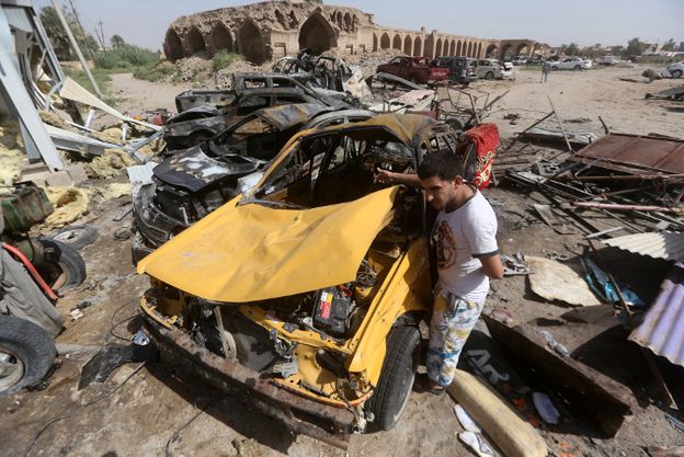 Irak: już 115 zabitych w zamachu na targu. ISIS zaatakowało w czasie przygotowań do Id al-Fitr