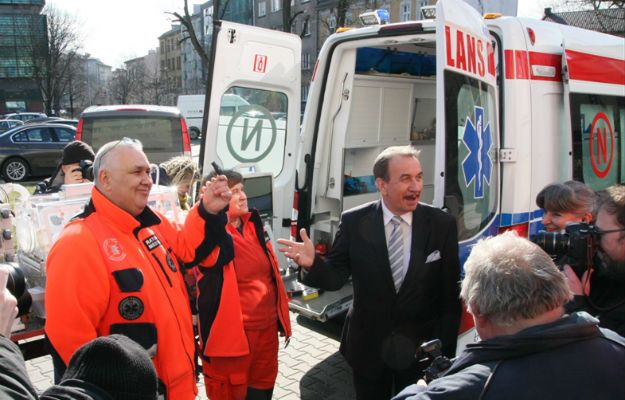 Nowoczesna karetka dla najmłodszych w krakowskim pogotowiu