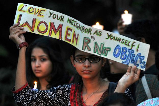 Sprawa głośnego gwałtu w Indiach. "Powinna być cicho i pozwolić na niego"