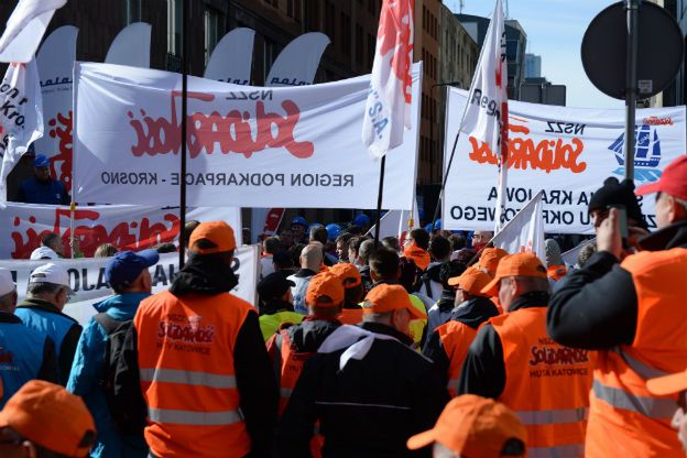 "Solidarność" jednak zorganizuje manifestację w Warszawie? Rzecznik "S": zobaczymy, co będzie działo się na posiedzeniu Sejmu