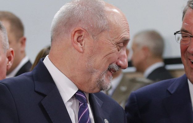 Macierewicz o zespole smoleńskim PO: to nieroztropne