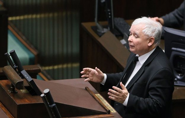 Kaczyński traci większość w Sejmie. Najnowszy sondaż
