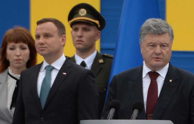 Duda sam na święcie niepodległości Ukrainy. Wyróżnienie czy osamotnienie?