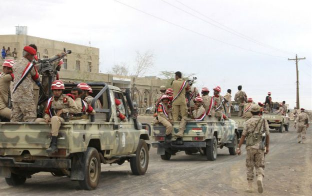 Zamach w Jemenie. Zdetonowano samochód-pułapkę przed siedzibą prezydenta