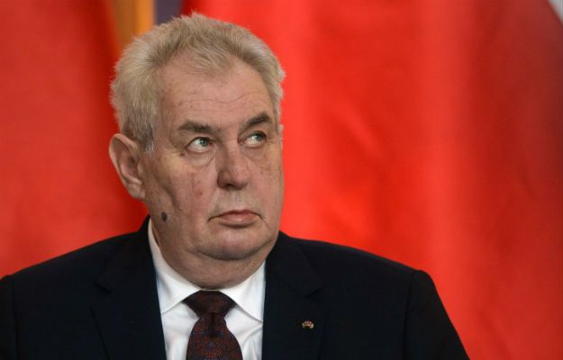Prezydent Czech: imigracja sprzyja neonazistom