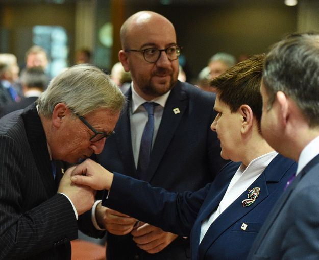 Premier Beata Szydło spotkała się z Jean-Claude'em Junckerem; szef KE ma przyjechać do Polski