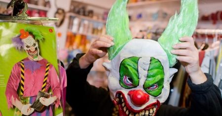 Halloween wyprze Wszystkich Świętych? Na razie nic na to nie wskazuje