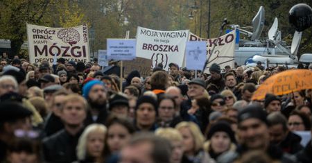"Czarny protest" przed siedzibami instytucji UE w Brukseli