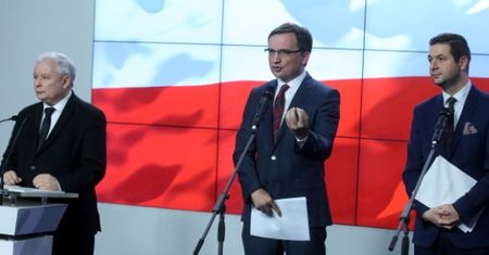 Reprywatyzacja w Warszawie. Co warto wiedzieć?