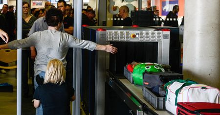 "Trotyl jest tam". Prawniczka skazana za "żart" na lotnisku