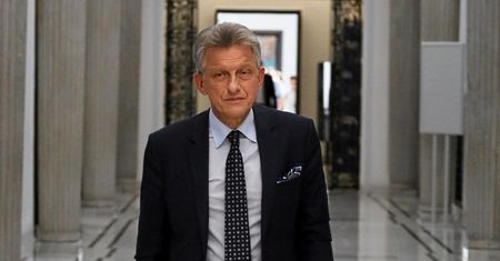 Piotrowicz dostał od władz PRL Brązowy Krzyż Zasługi. Historyk: był wzorowym prokuratorem