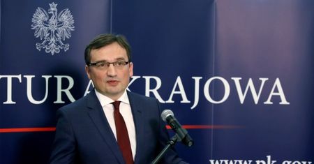 Ziobro ma plan, jak pozbyć się sędziów z PRL