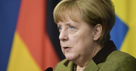 Niemiecki polityk: Merkel przyleci do Warszawy z przekazem poparcia dla Tuska