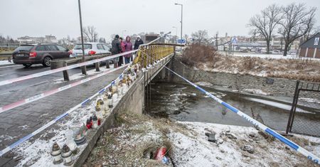 Dwa zarzuty dla kierowcy, który śmiertelnie potrącił dwie nastolatki w Jeleniej Górze