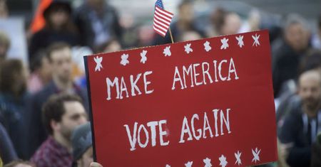 W USA narasta największy bunt elektorów od ponad 100 lat. Chcą nie dopuścić do wyboru Donalda Trumpa na prezydenta