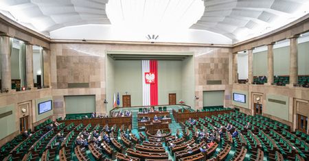 PO chce informacji od Zbigniewa Ziobry o umorzeniu przez prokuraturę dochodzenia ws. ONR