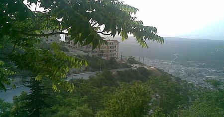 Odrzutowce zbombardowały miasto Idlib - co najmniej 25 zabitych