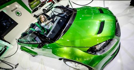Targi Motor Show 2015 w Poznaniu - piękne samochody, motocykle i kobiety
